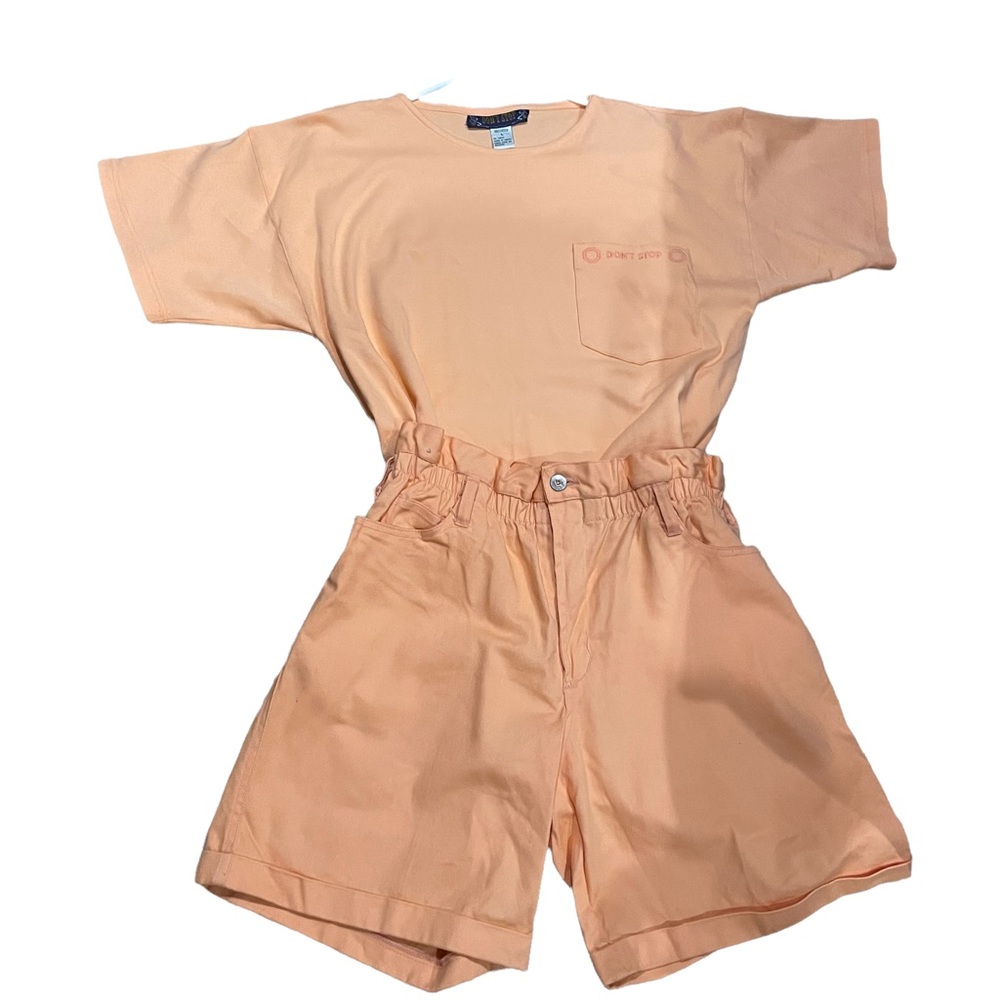 Don’t Stop 🛑 80’s short set peach 🍑 cobbler 2 pc set size large